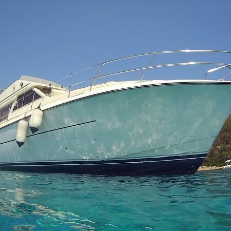 Blue II Yacht Hotel Àrbatax Exterior foto